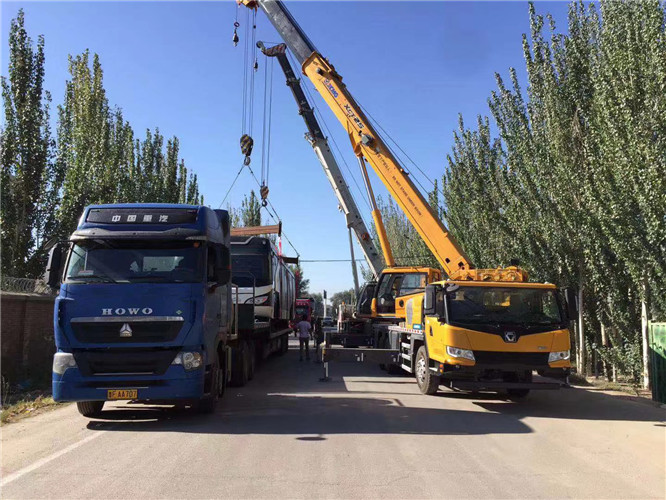 三亚市“省油又稳当”—— 吊车的 “智能节能” 技术