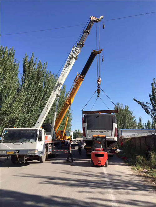 三亚市港口集装箱搬运案例